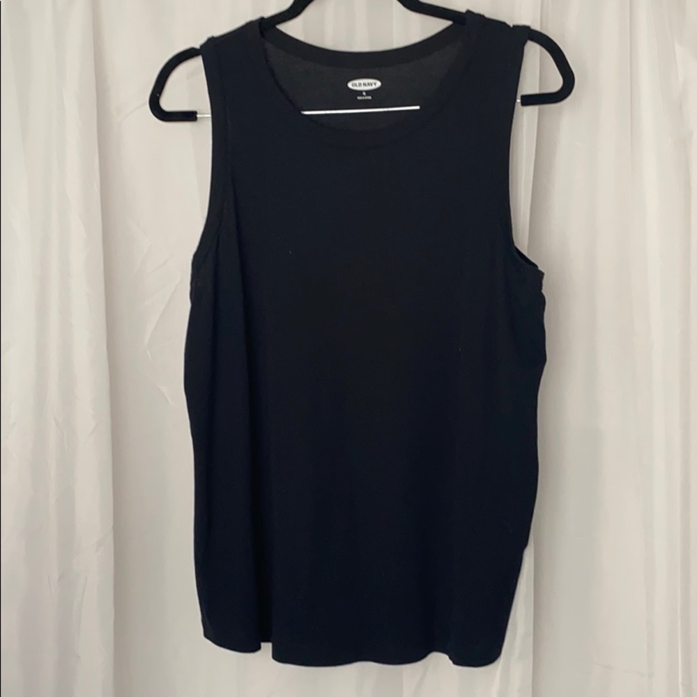 ON solid Crewneck Tank
